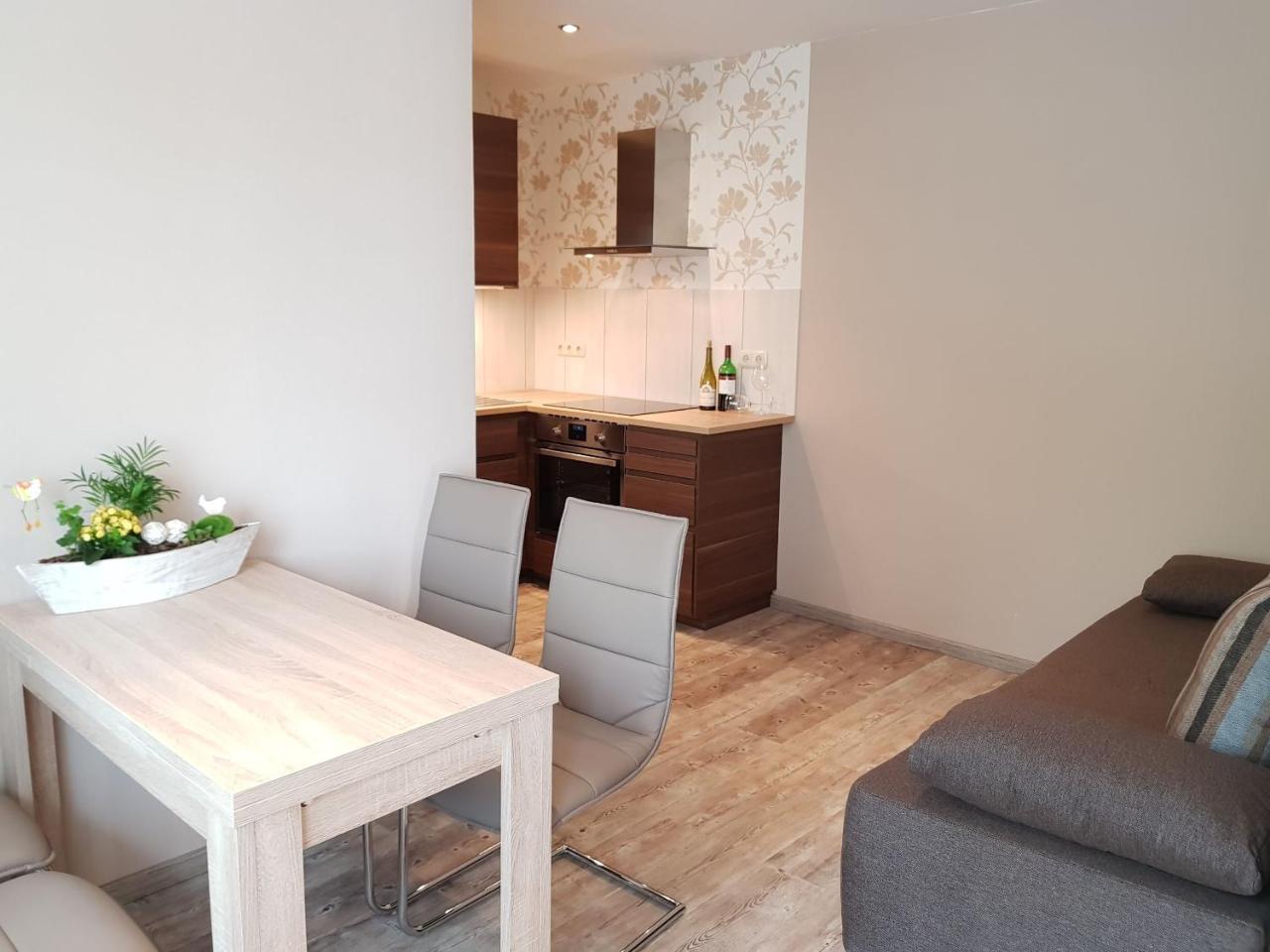 Apartments By Gasthof Bucksande Apen Ngoại thất bức ảnh